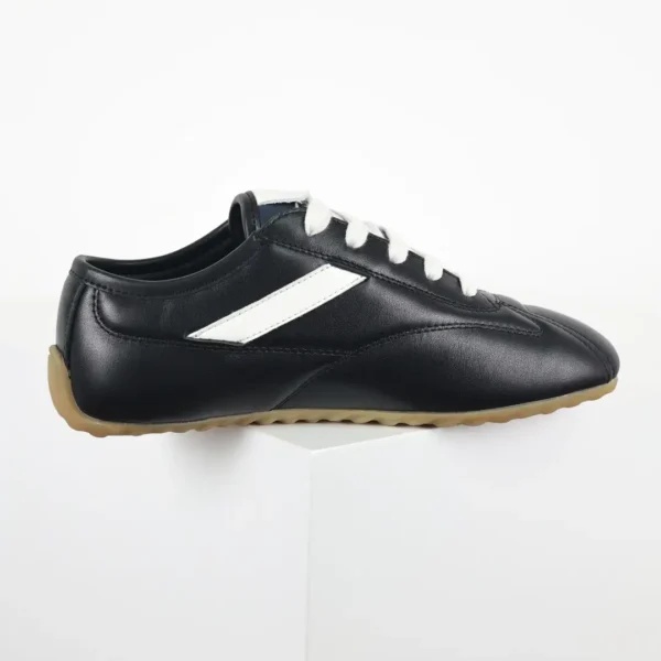 McQueen Boxe Black/White Sneakers