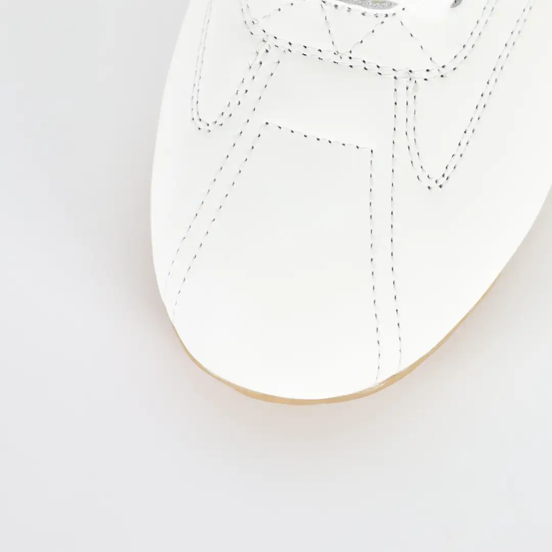 McQueen Boxe Cream Sneakers - Image 3