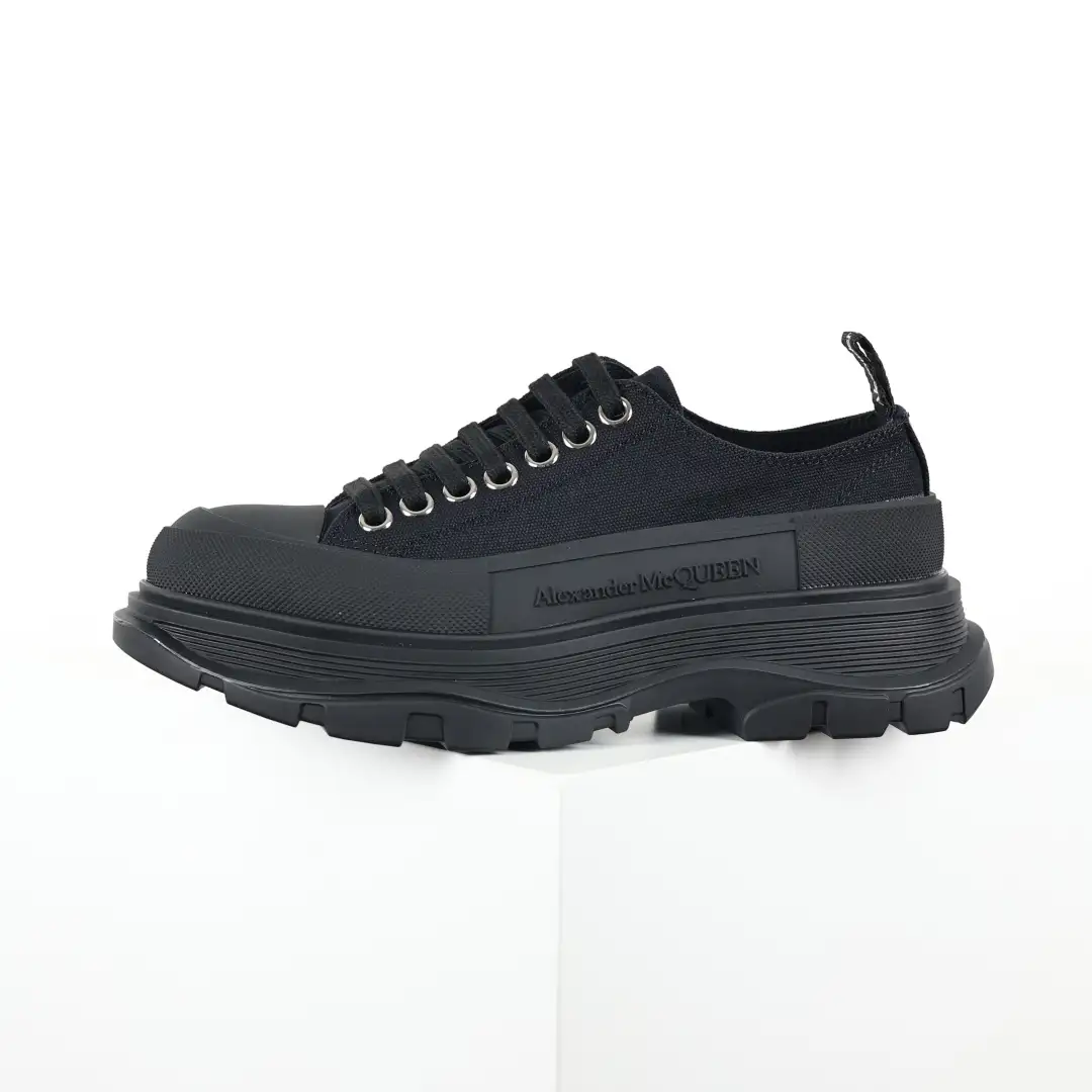 McQueen Tread Slick Black Sneakers - Image 8