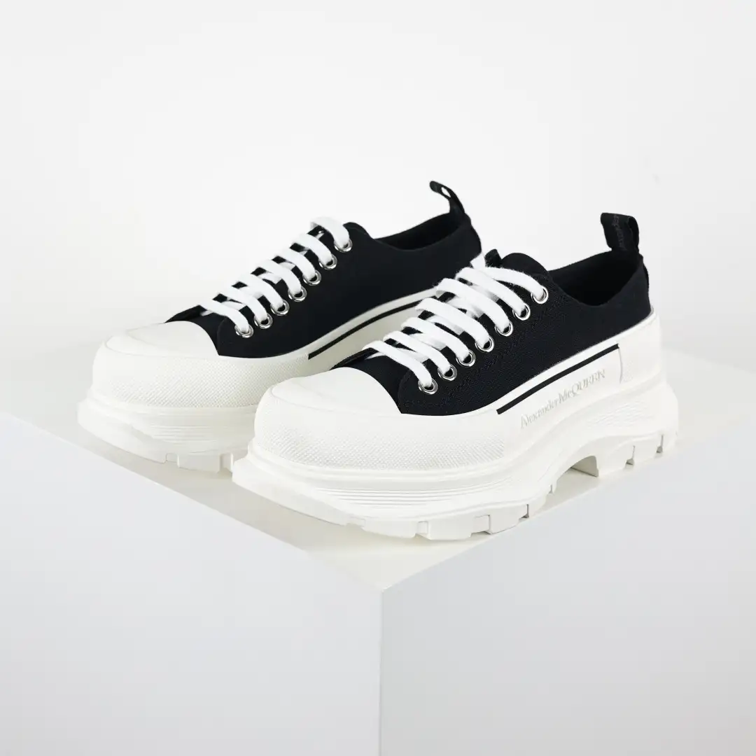 McQueen Tread Slick Black/White Sneakers - Image 4