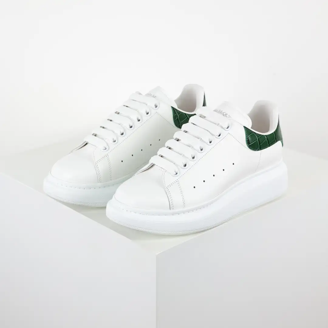 Alexander McQueen White/Green Croc-Embossed Heel Sneakers - Image 3