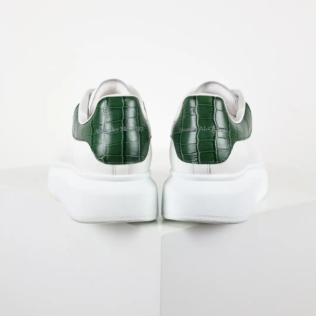 Alexander McQueen White/Green Croc-Embossed Heel Sneakers - Image 6