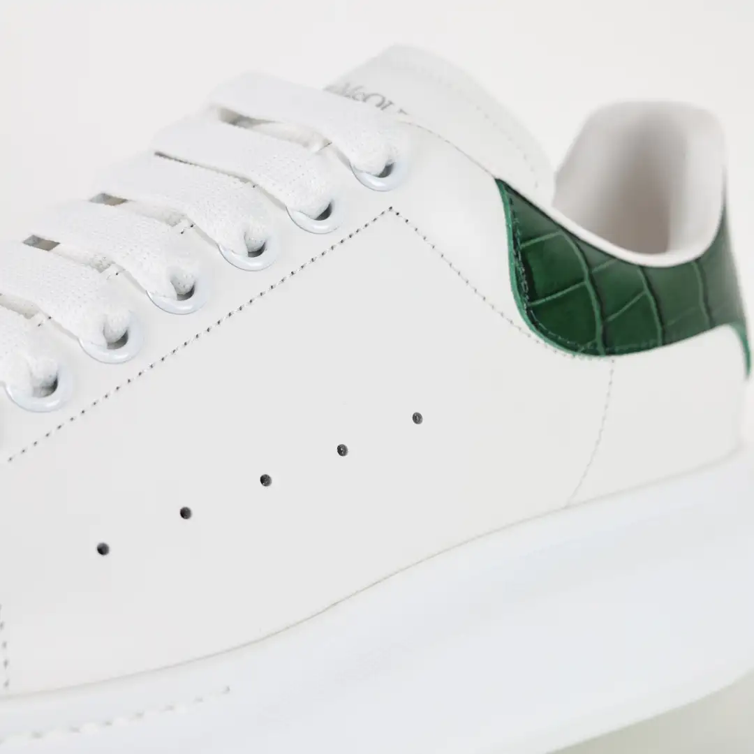 Alexander McQueen White/Green Croc-Embossed Heel Sneakers - Image 7