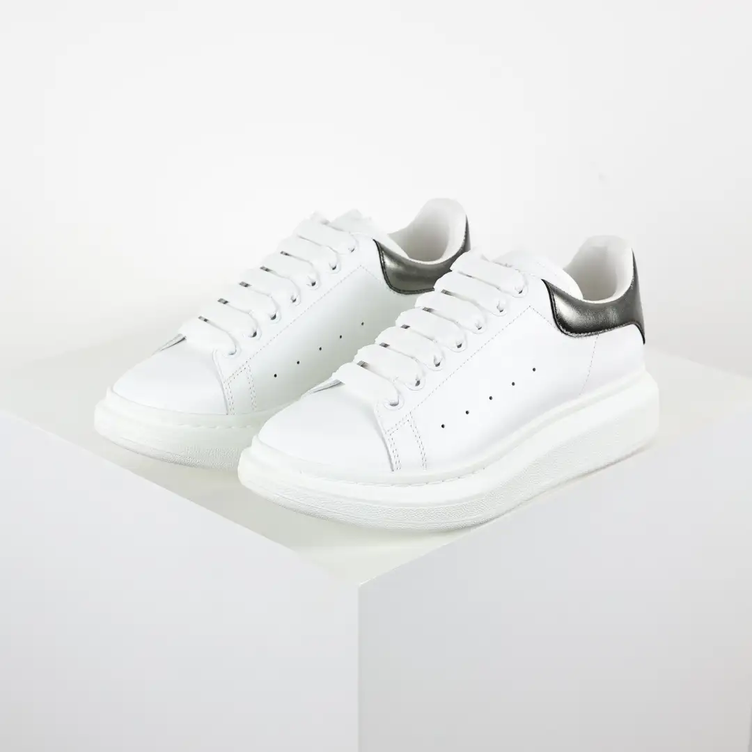 Alexander McQueen White/Silver Heel Sneakers - Image 7