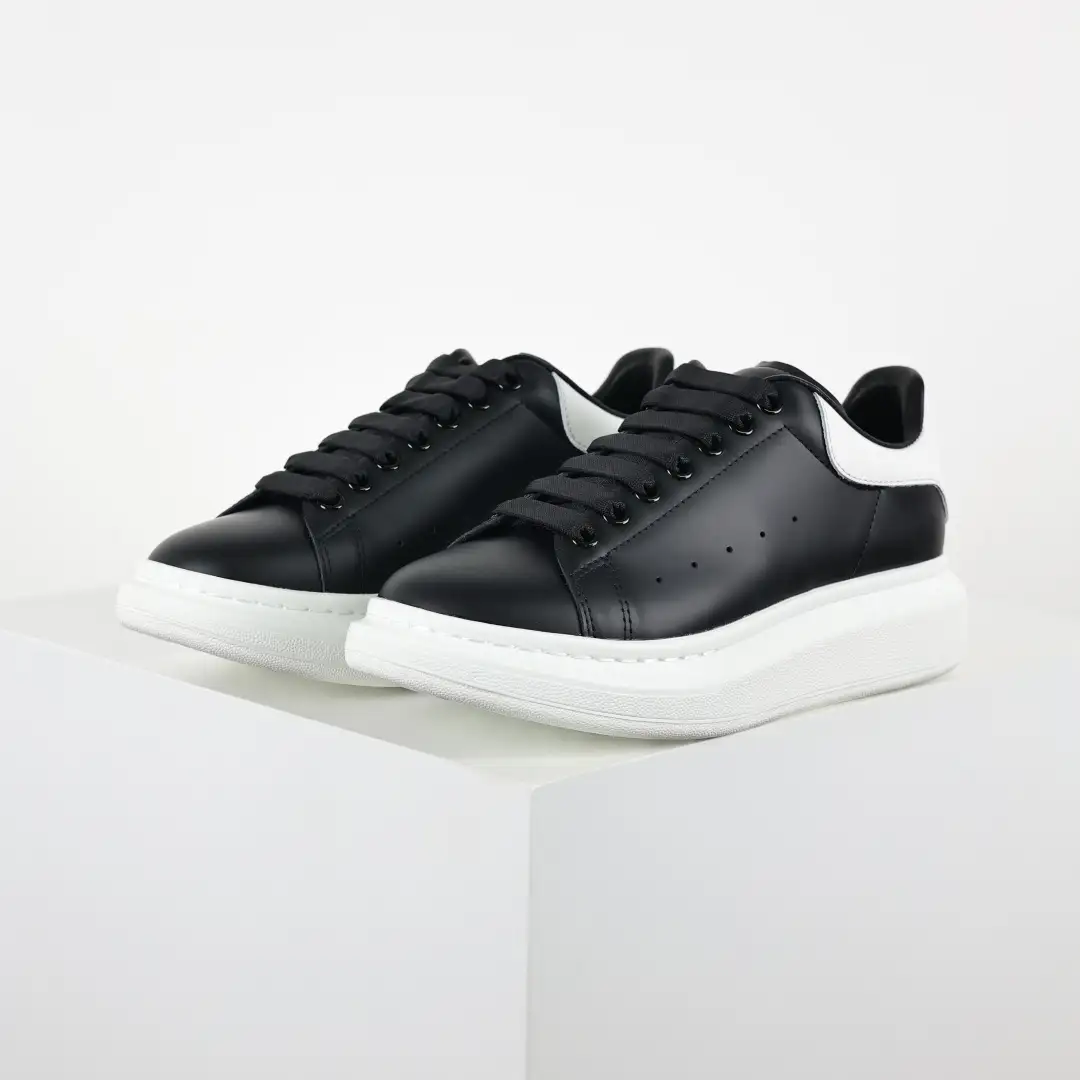 Alexander McQueen Black/White Heel Sneakers - Image 4