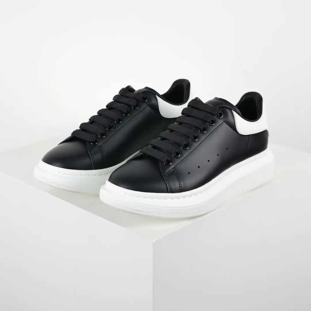 Alexander McQueen Black/White Heel Sneakers - Image 7