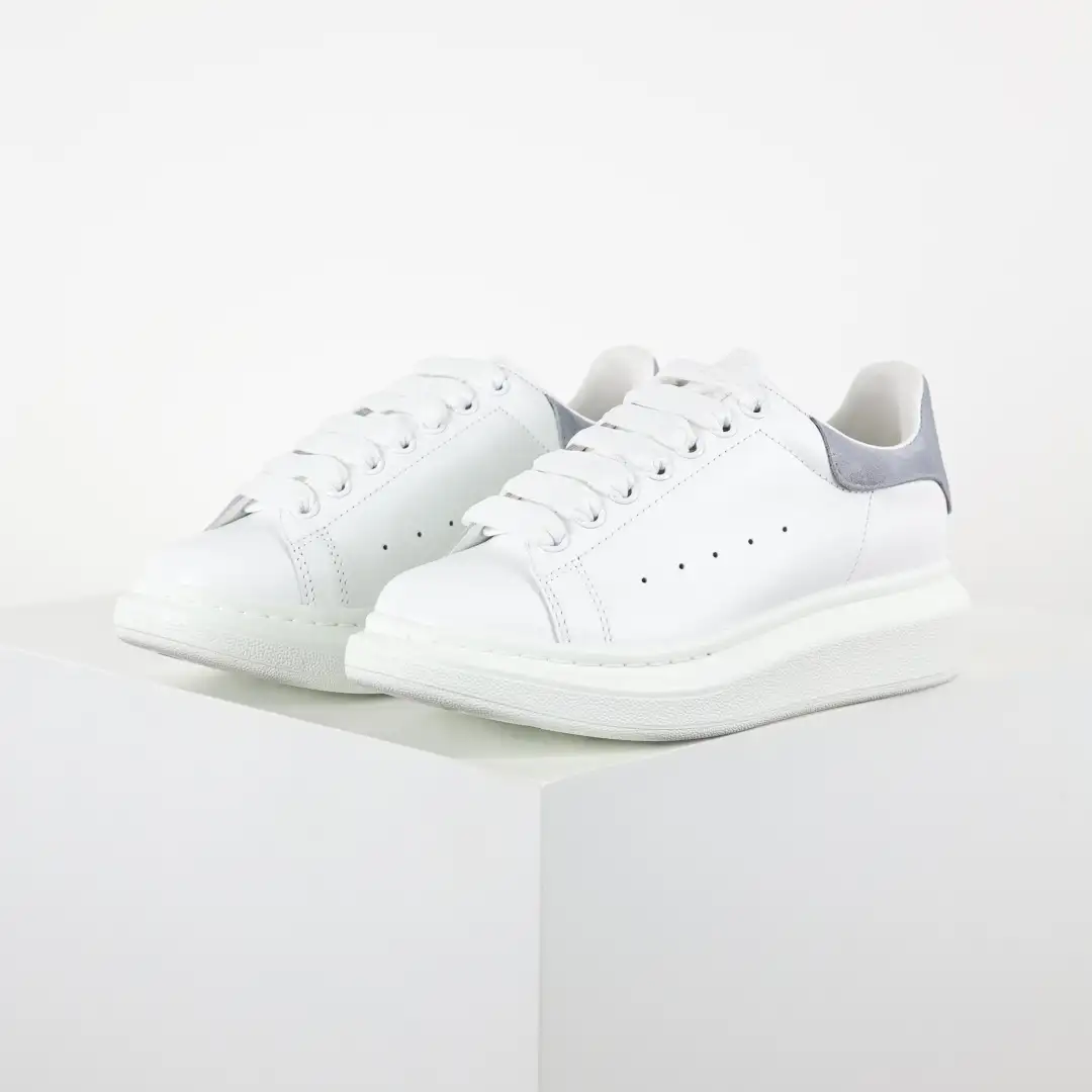 Alexander McQueen White/Grey Suede Heel Sneakers - Image 5
