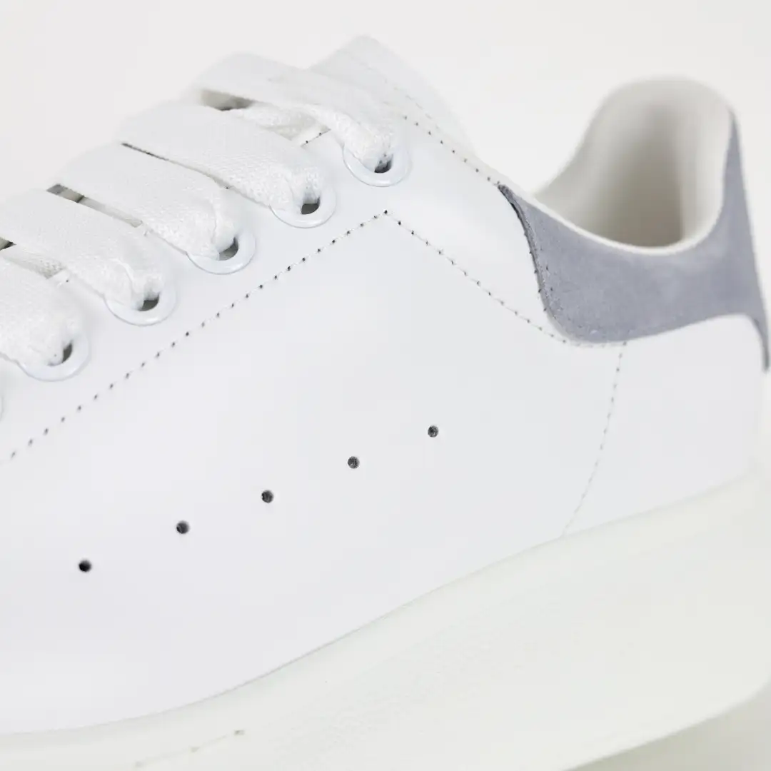 Alexander McQueen White/Grey Suede Heel Sneakers - Image 3