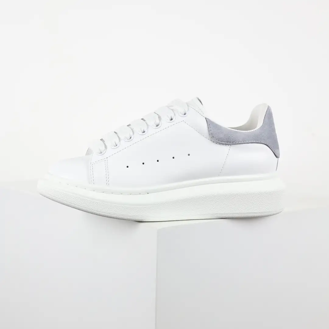 Alexander McQueen White/Grey Suede Heel Sneakers - Image 4