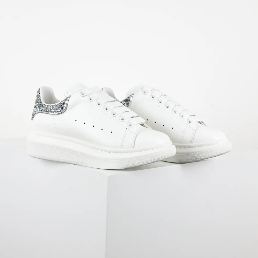 Alexander McQueen White/Silver Glitter Heel Sneakers - Image 6