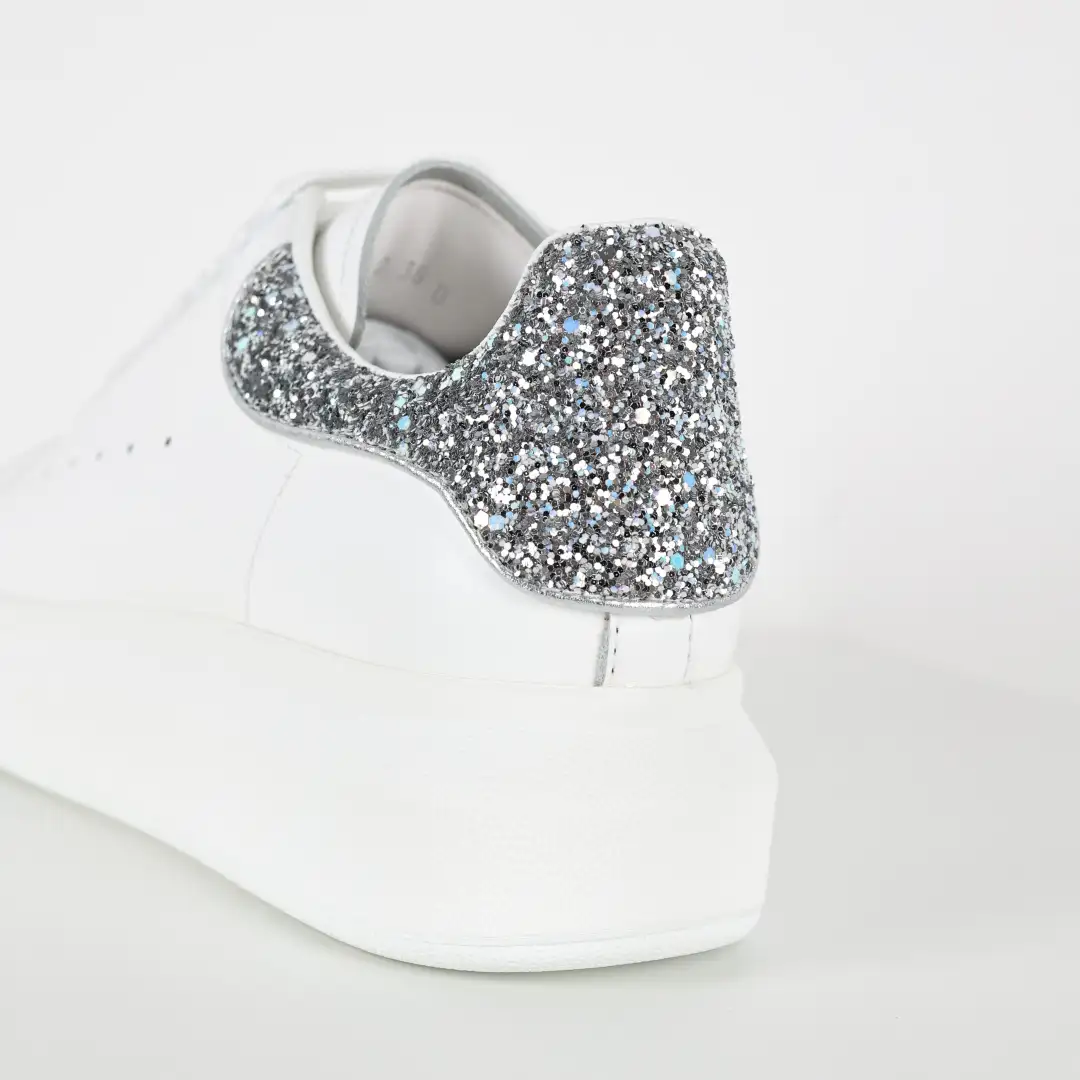 Alexander McQueen White/Silver Glitter Heel Sneakers - Image 3