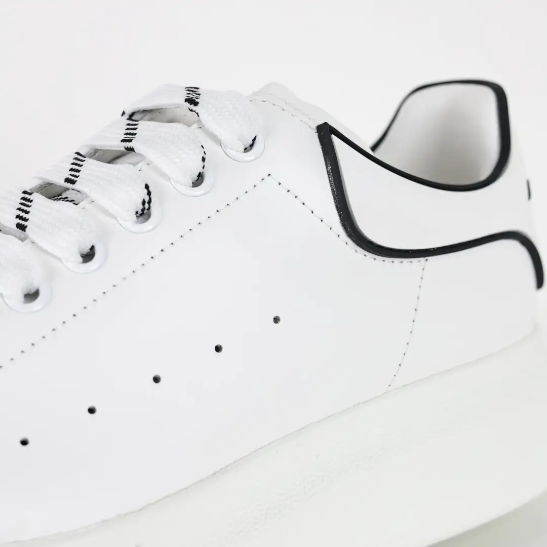 Alexander McQueen White/Black Trim Sneakers - Image 5