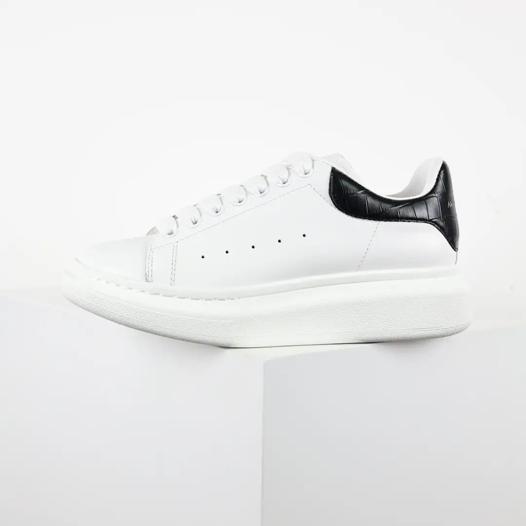 Alexander McQueen White/Black Croc-Embossed Sneakers - Image 9