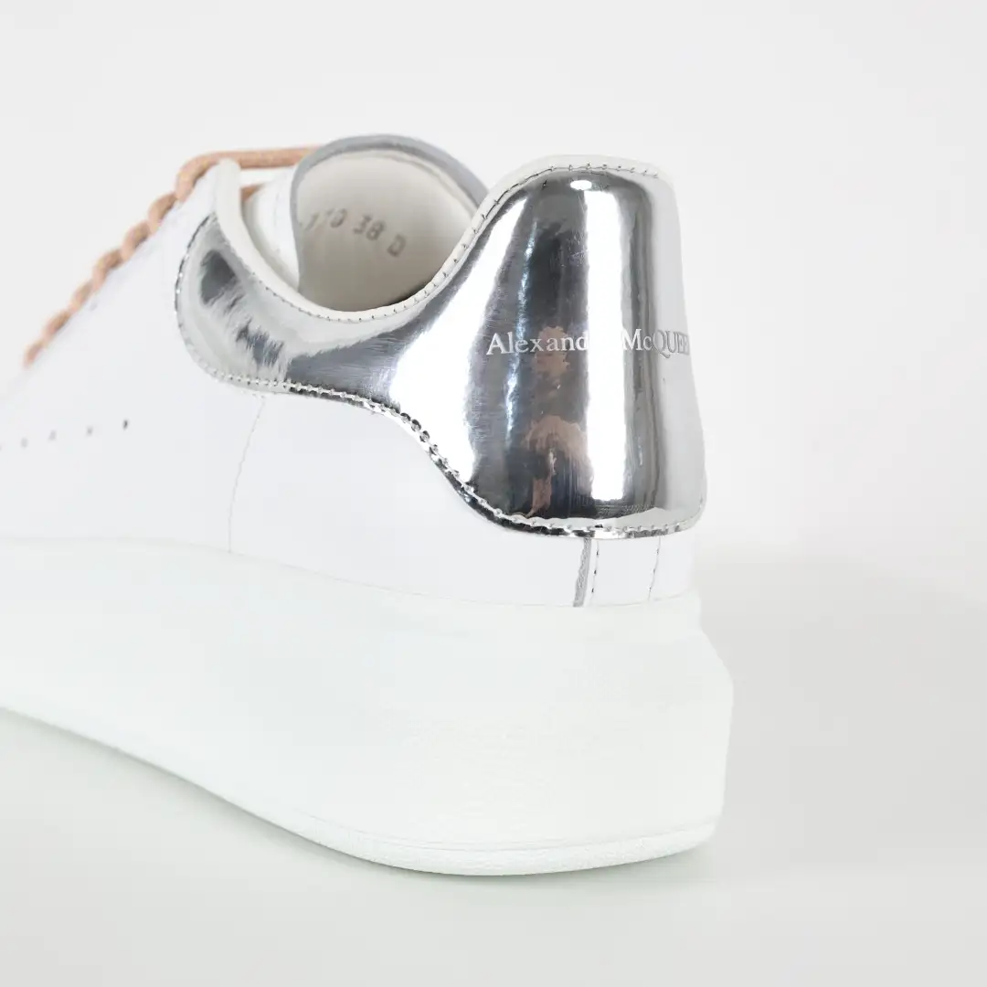 Alexander McQueen White/Glossy Silver Sneakers - Image 9