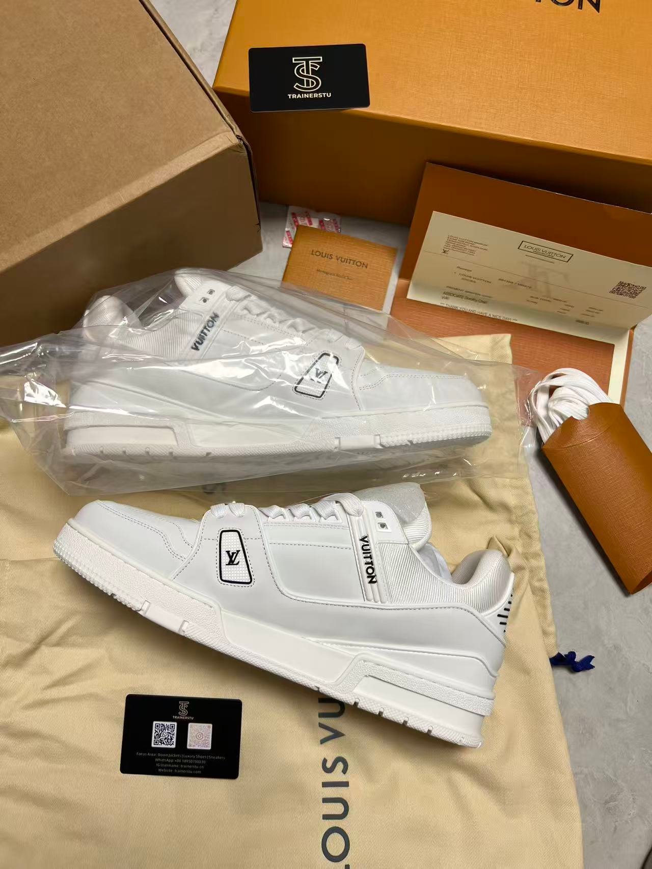 Sneakers