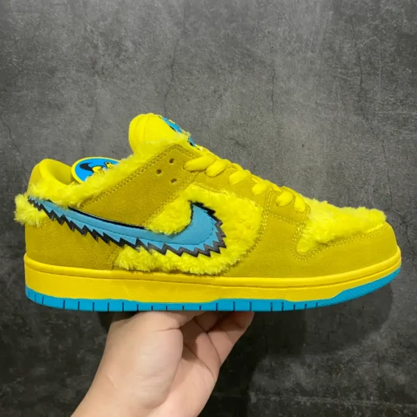 Grateful Dead x Nike SB Dunk Low Yellow Blue Bear