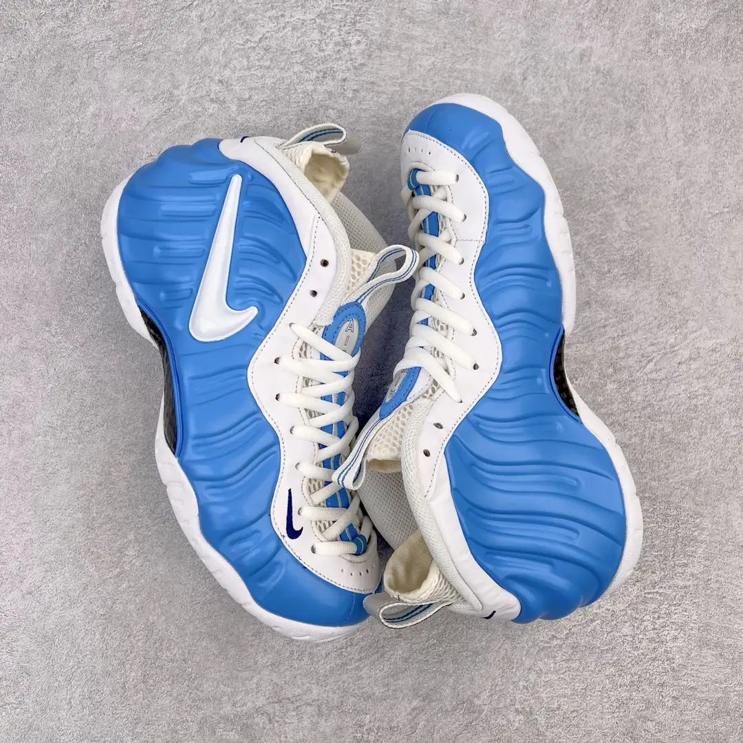 Nike UNC Blue Foamposite Pro Sneakers - Image 2
