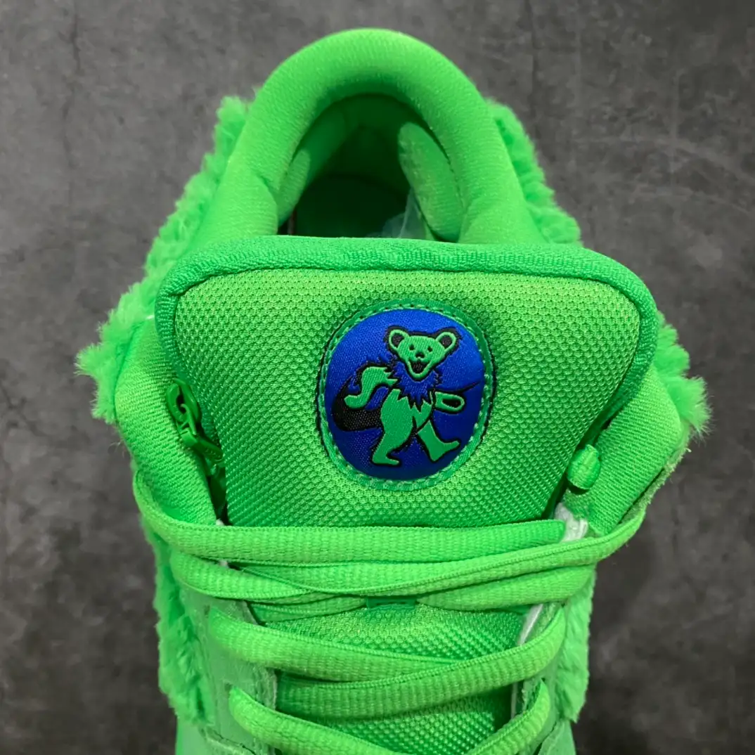 Grateful Dead x Nike SB Dunk Low Green Bear - Image 6