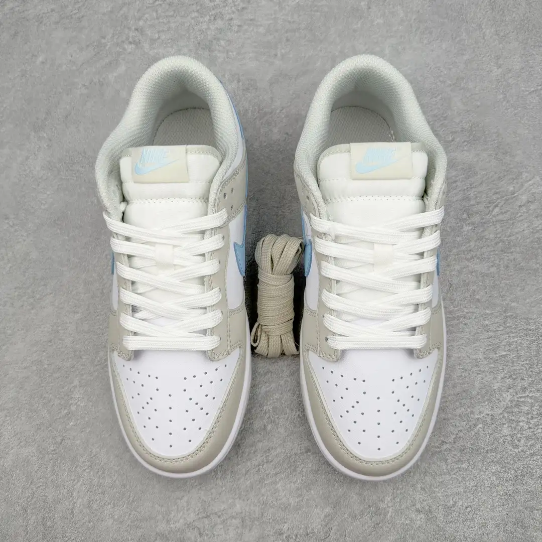 Nike Dunk Low Sneakers - Image 2