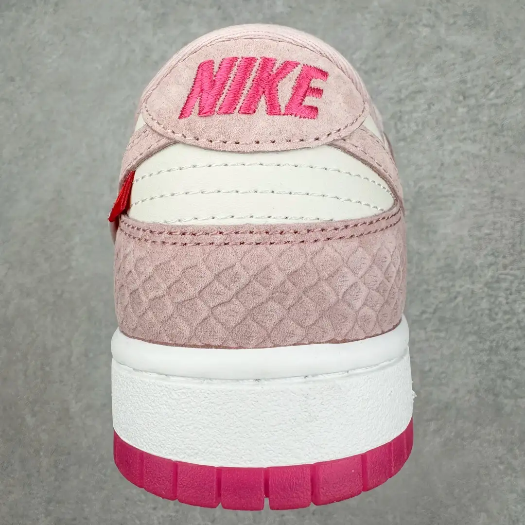 Nike Dunk Low Sneakers - Image 7