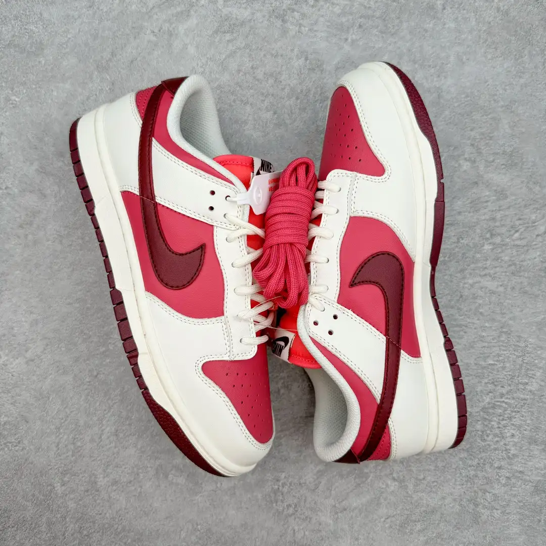 Nike Dunk Low Sneakers - Image 5