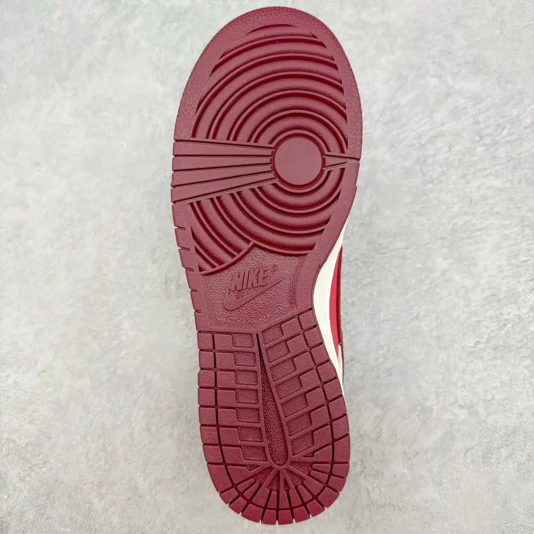 Nike Dunk Low Sneakers - Image 7