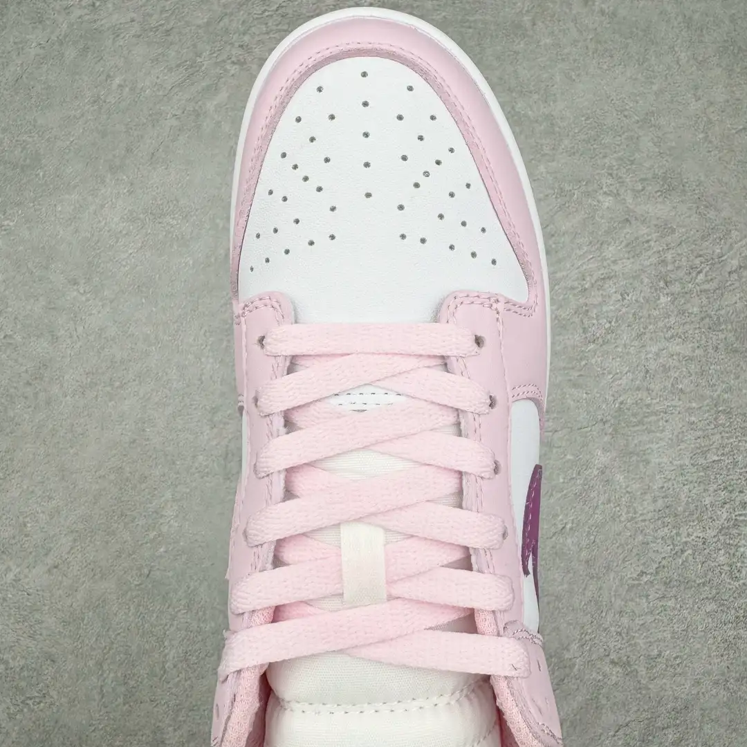 Nike Dunk Low Sneakers - Image 7