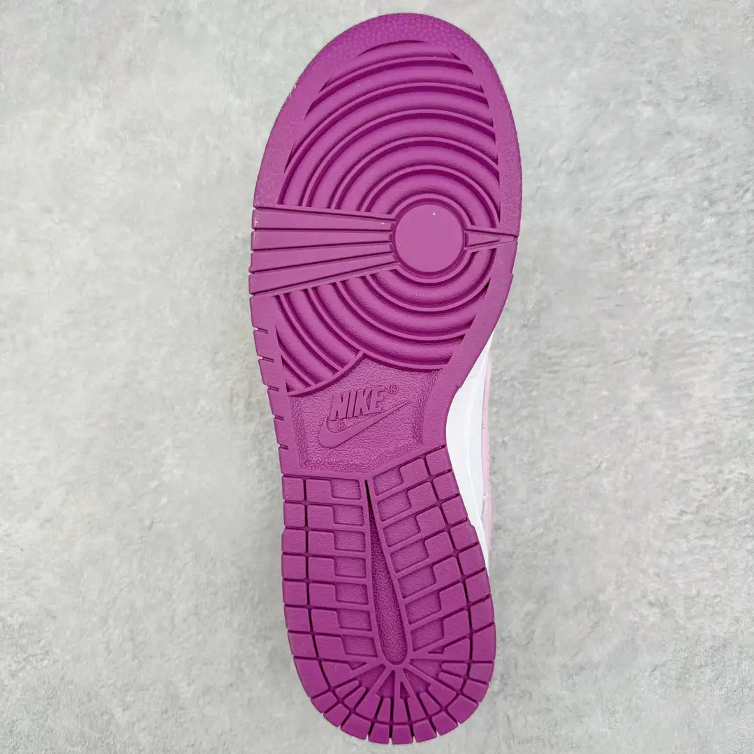 Nike Dunk Low Sneakers - Image 8