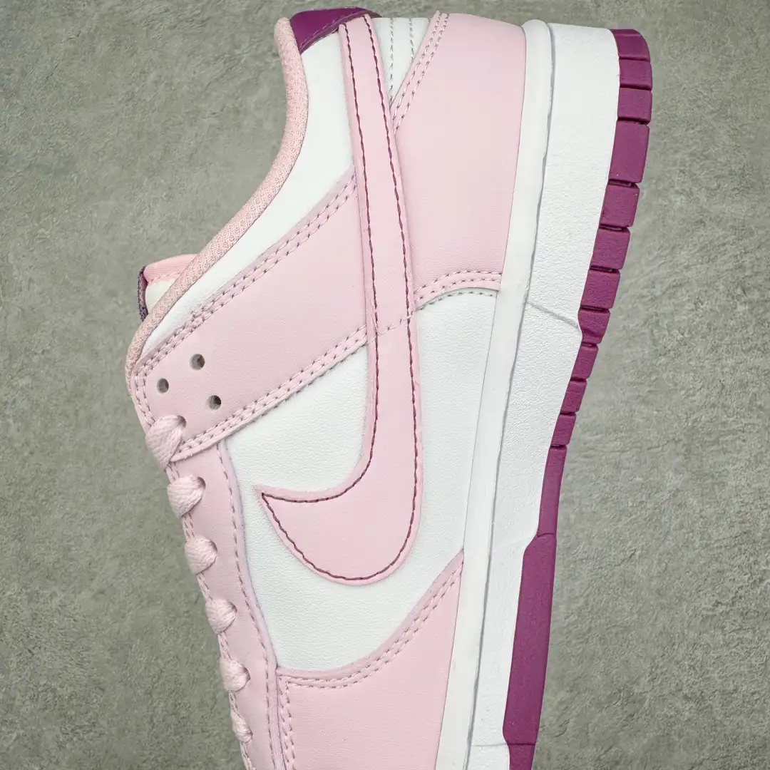 Nike Dunk Low Sneakers - Image 2