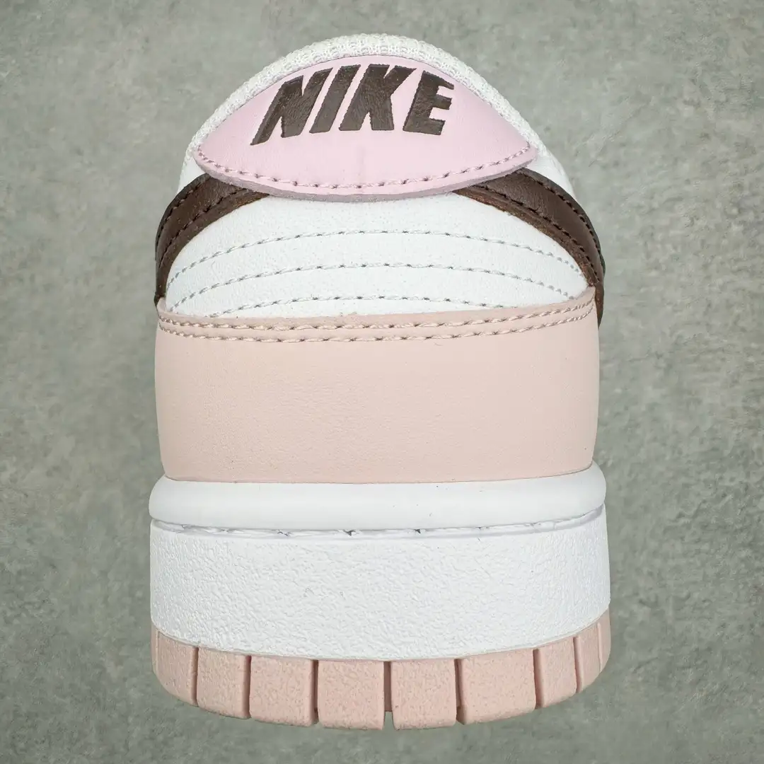 Nike Dunk Low Sneakers - Image 4