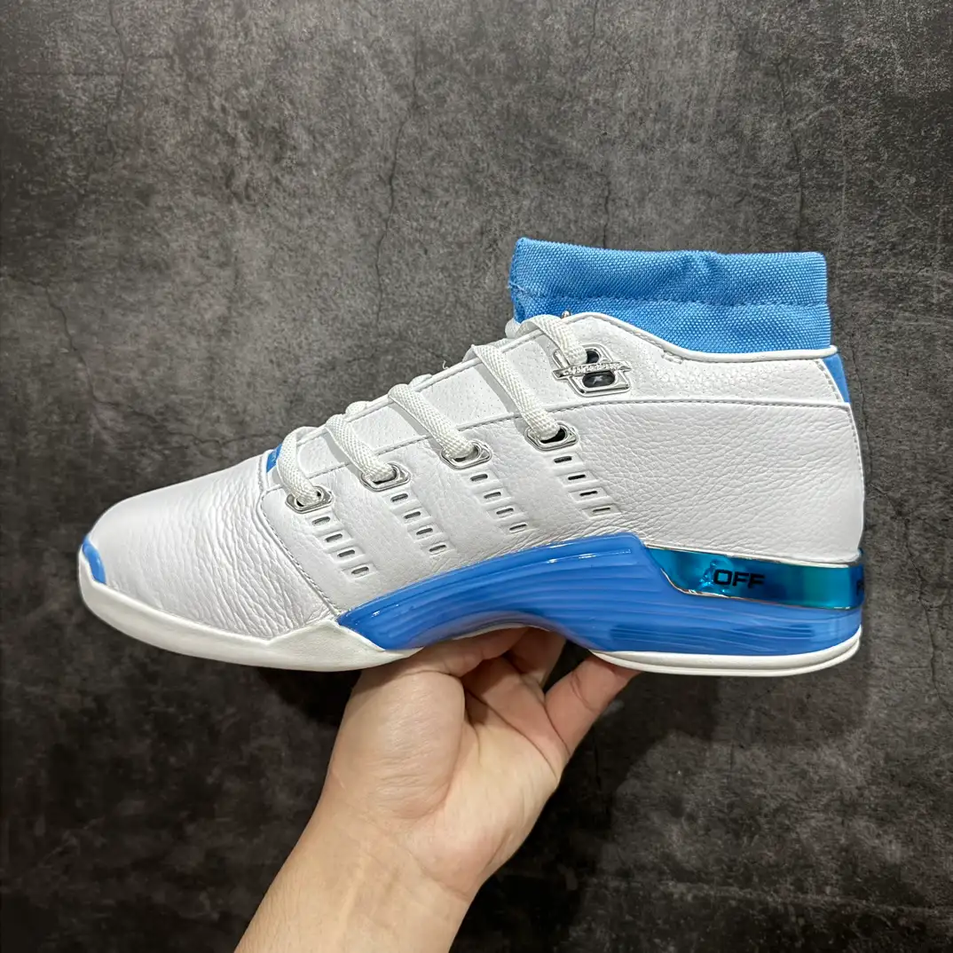 Air Jordan 17 Low Lightning Sneakers - Image 2