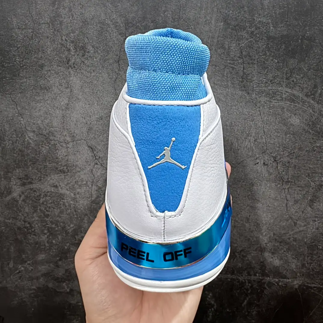 Air Jordan 17 Low Lightning Sneakers - Image 8