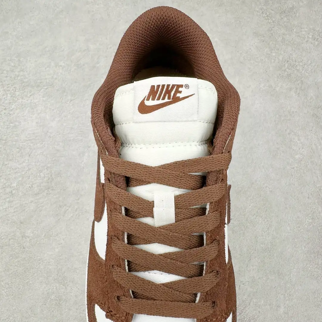 Nike Dunk Low Sneakers - Image 2