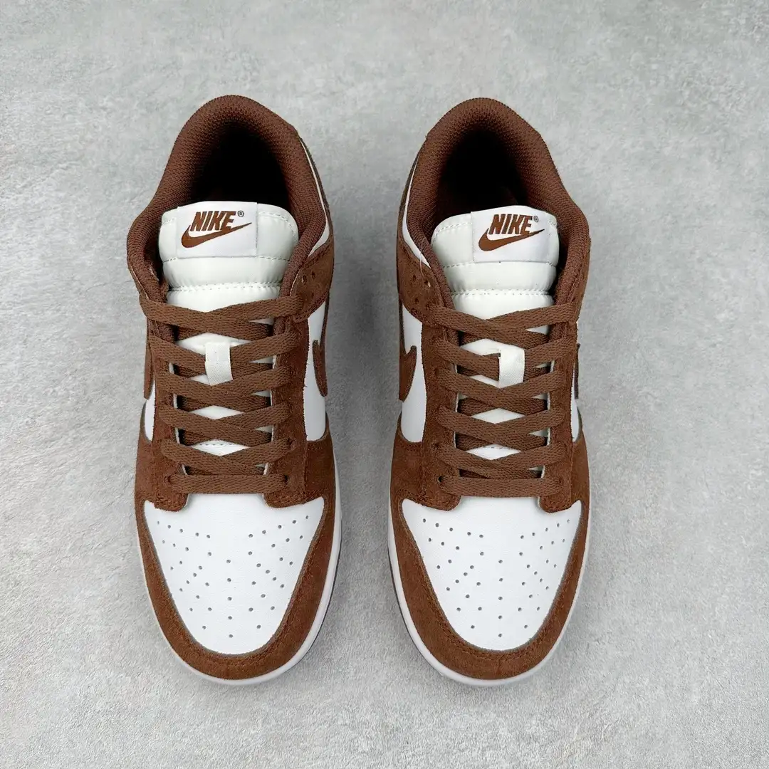 Nike Dunk Low Sneakers - Image 3