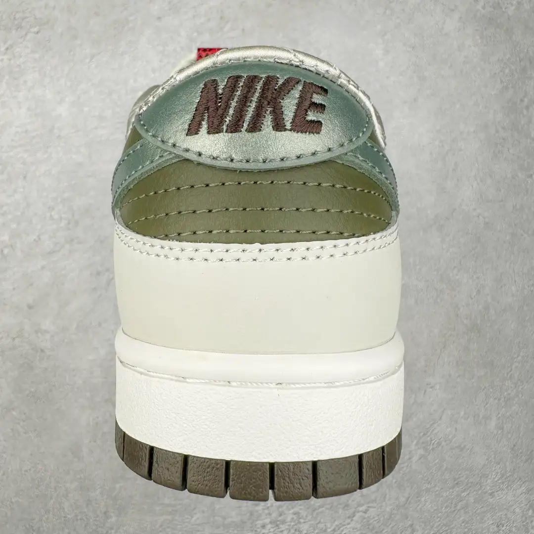 Nike Dunk Low Sneakers - Image 2