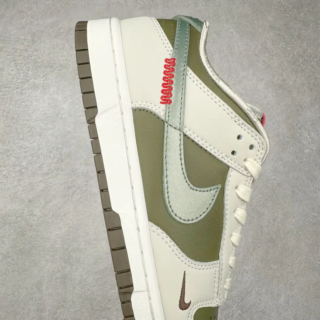 Nike Dunk Low Sneakers - Image 7