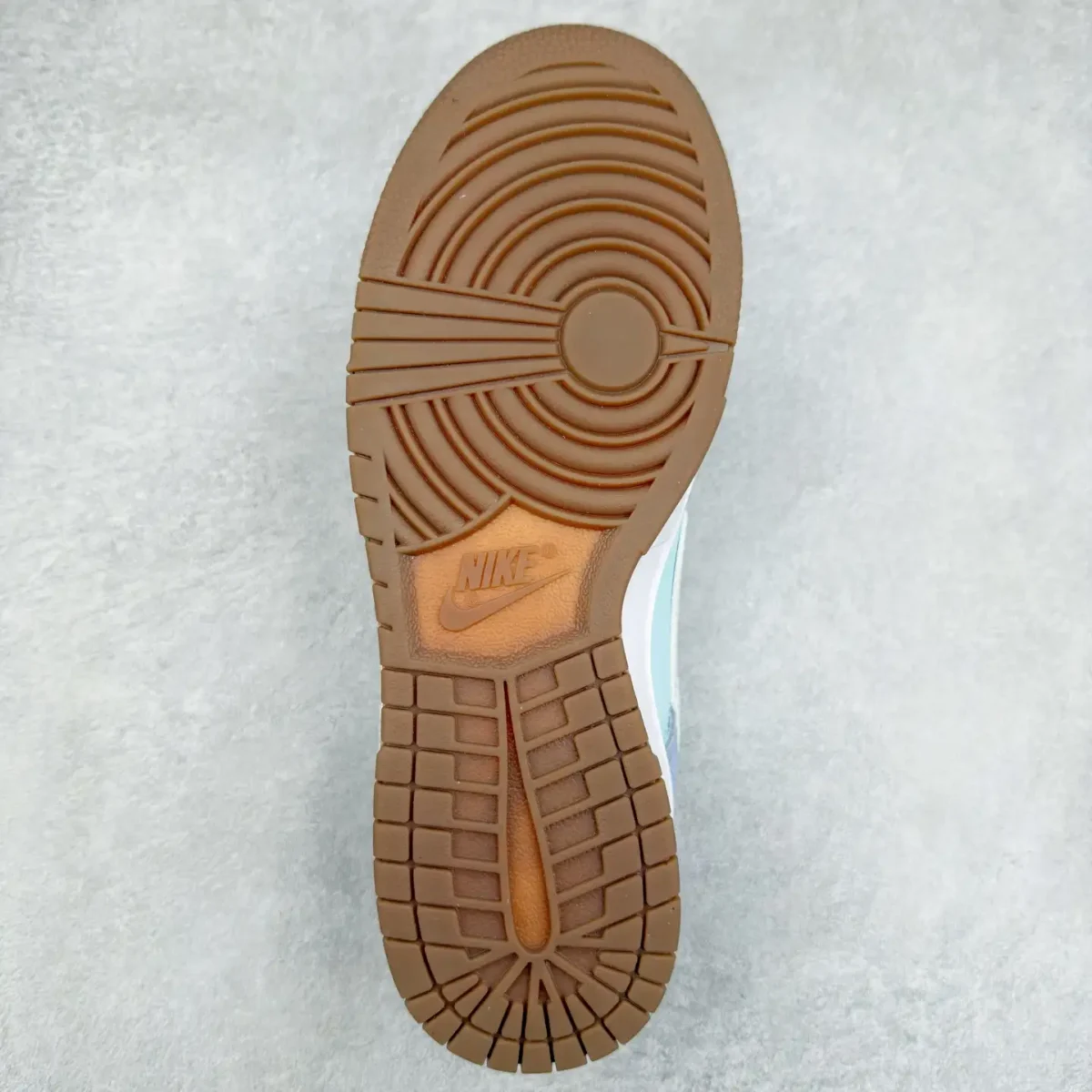 Nike Dunk Low Sneakers - Image 9