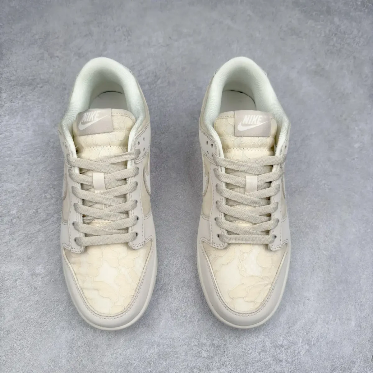 Nike Dunk Low Sneakers - Image 8
