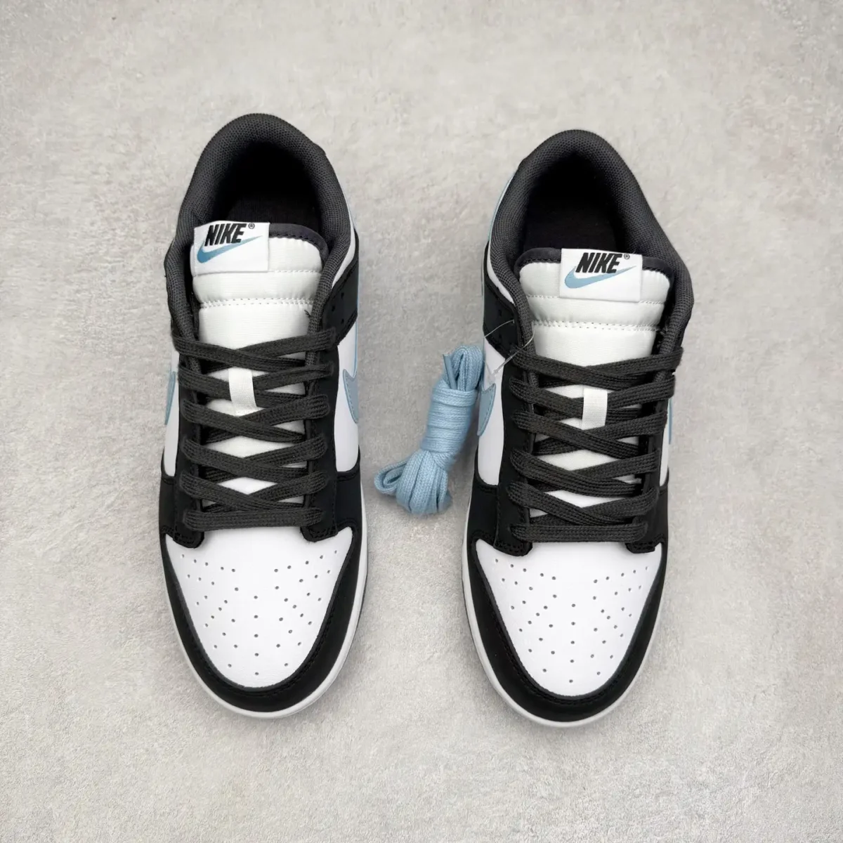 Nike Dunk Low Sneakers - Image 6