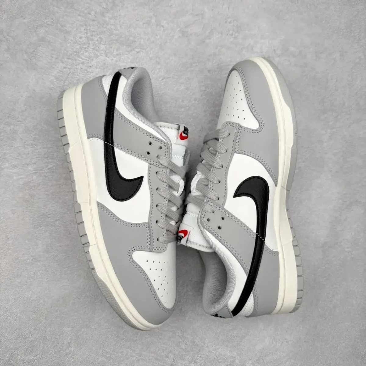 Nike Dunk Low Sneakers - Image 6