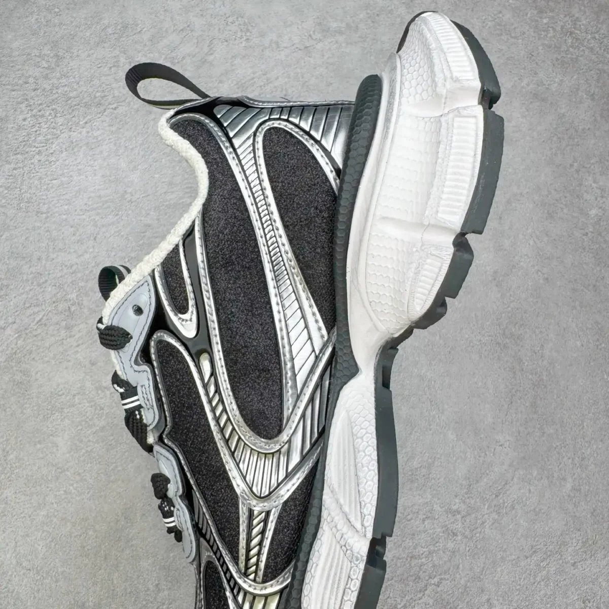 Balenciaga 3XL Sneakers - Image 4