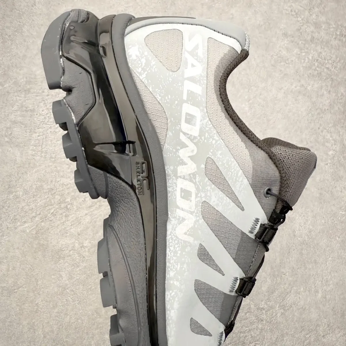 Title: Salomon XT-4 OG Sneakers - Image 2
