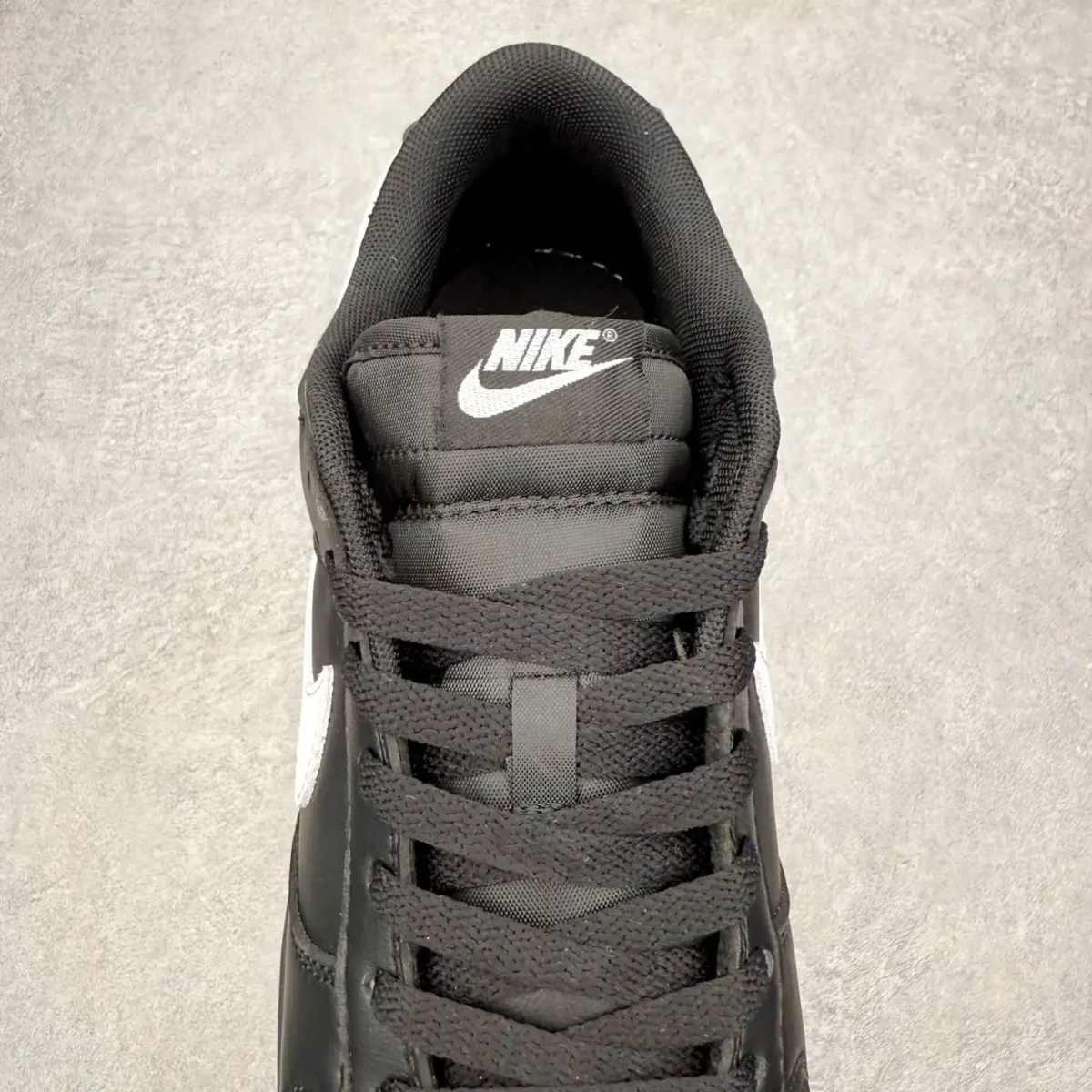 Nike Dunk Low Sneakers - Image 6
