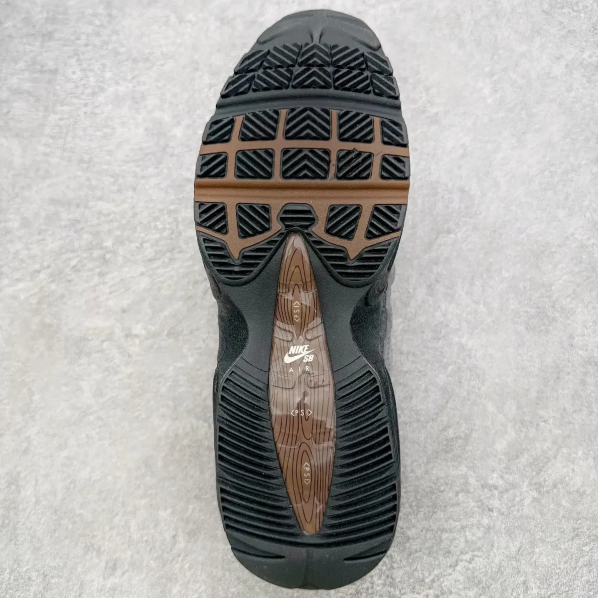 Nike SB x Air Max 95 Sneakers - Image 5