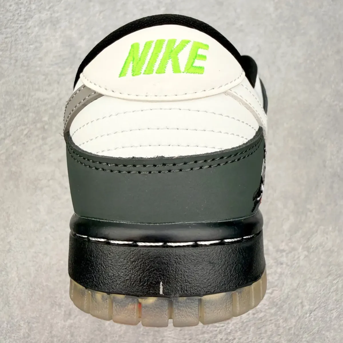 Nike Dunk Low Sneakers - Image 2