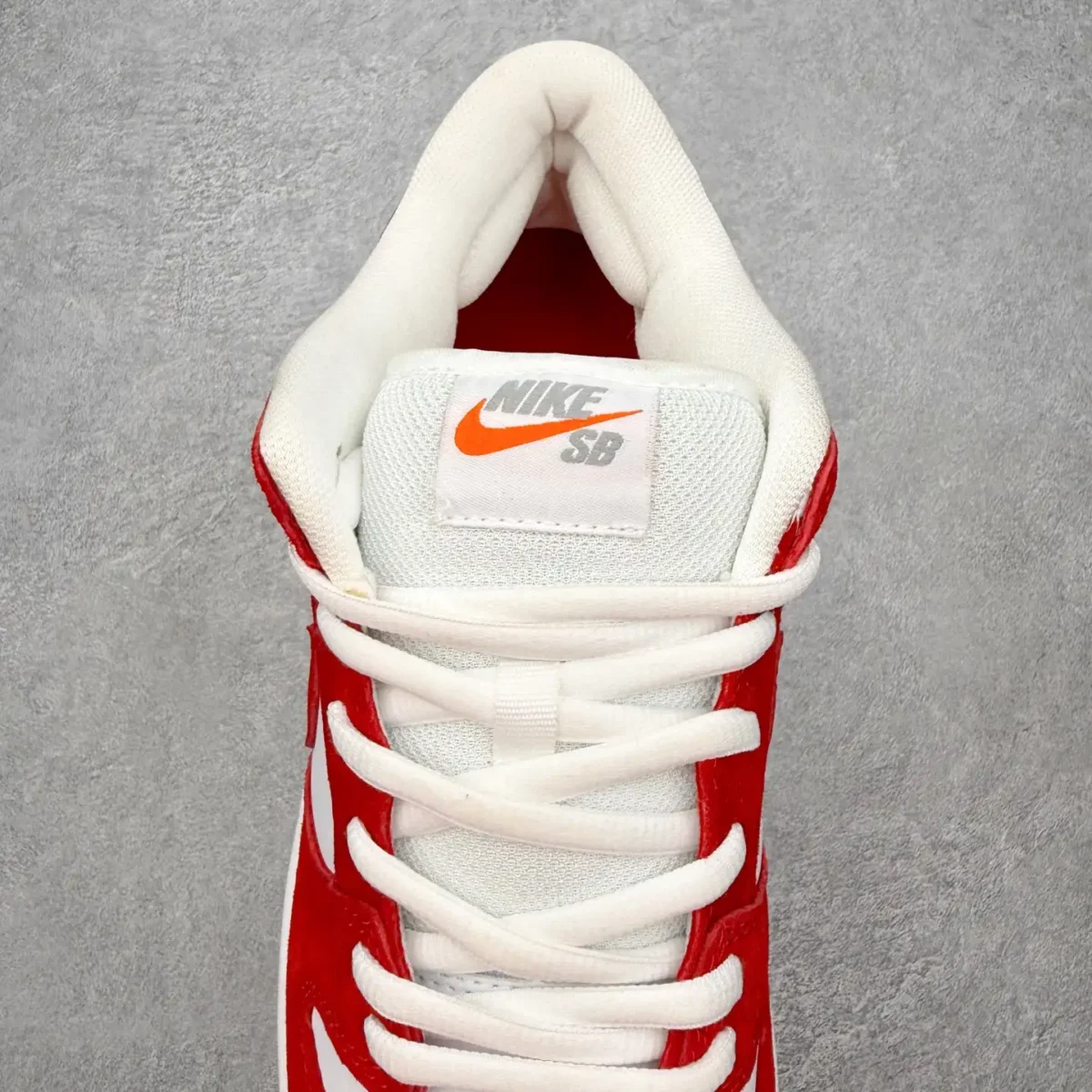 Nike SB Dunk Low Sneakers - Image 2