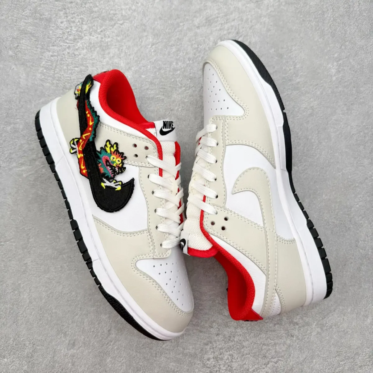 Nike Dunk Low Sneakers - Image 4