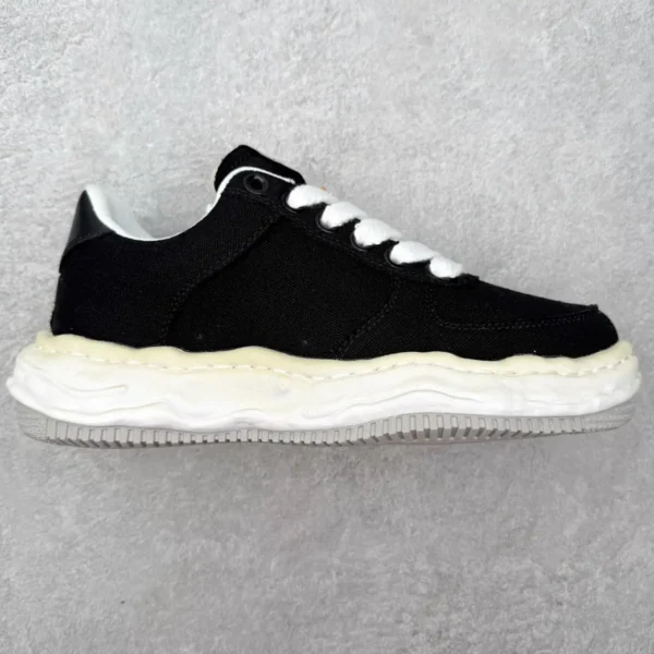 Maison Mihara Yasuhiro Wayne Sneakers