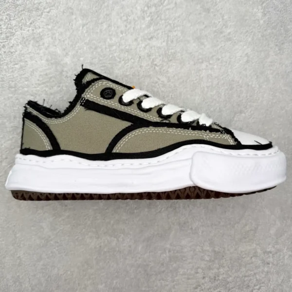 Maison Mihara Yasuhiro Low-Top Sneakers