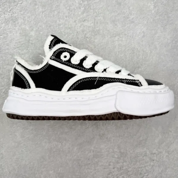 Maison Mihara Yasuhiro Peterson Sneakers